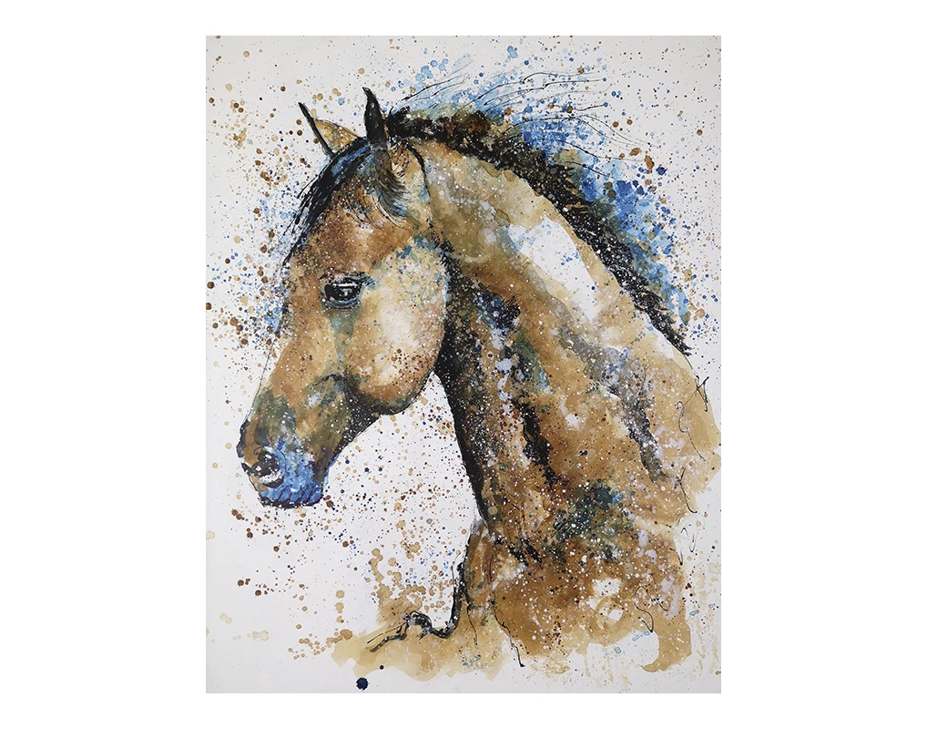 "Pintura abstracta de la cabeza de un caballo con manchas de color azul y marrón sobre fondo blanco." "Arte moderno que muestra un perfil de caballo con detalles en acuarela azules y marrones." "Cuadro expresionista de un caballo en tonos tierra y destellos azules, salpicaduras visibles." "Imagen artística de la cabeza de un caballo, técnica mixta con colores marrones y azules y salpicaduras." "Perfil de caballo estilizado en acuarela con salpicaduras abstractas y líneas en negro sobre lienzo." "Cabeza de caballo en estilo impresionista con manchas acuareladas y dinámicas en marrón y azul." "Retrato creativo de un caballo con manchas acuarelables y trazos expresivos sobre papel blanco." "Obra de arte de un caballo con detalles abstractos en azul celeste y marrón con efecto salpicado." "Dibujo estilizado de la cabeza de un caballo con colores primarios en marrón y acentos en azul sobre fondo blanco." "Ilustración de la cabeza de un caballo en tonos marrones y azules con un enfoque artístico y moderno."