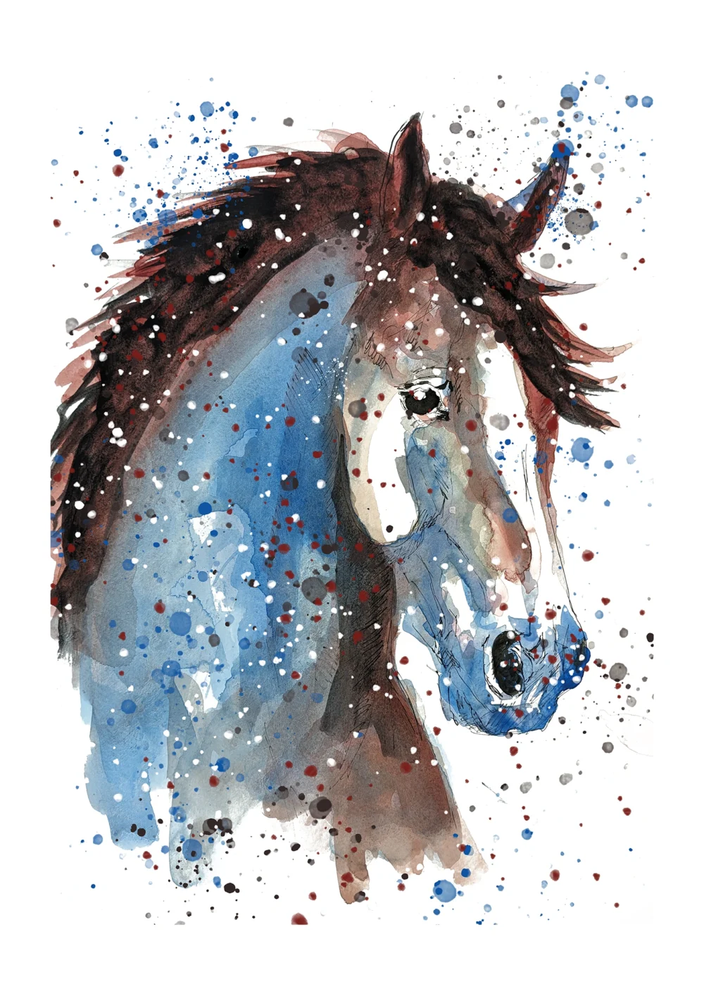 Acuarela de un caballo en tonos de azul y rojo con efectos de salpicaduras en un fondo blanco.