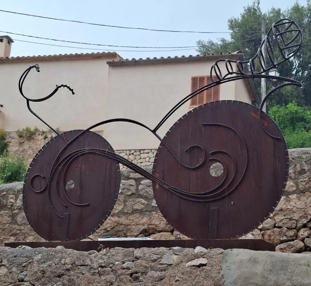 Rodes de memòria · escultura pública a Mallorca